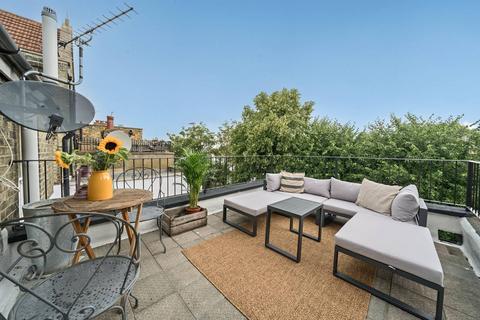 2 bedroom flat for sale, Elm Park, Brixton Hill, London, SW2
