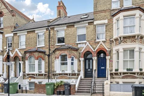 2 bedroom flat for sale, Elm Park, Brixton Hill, London, SW2