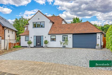 Hillwood Close, Hutton, CM13