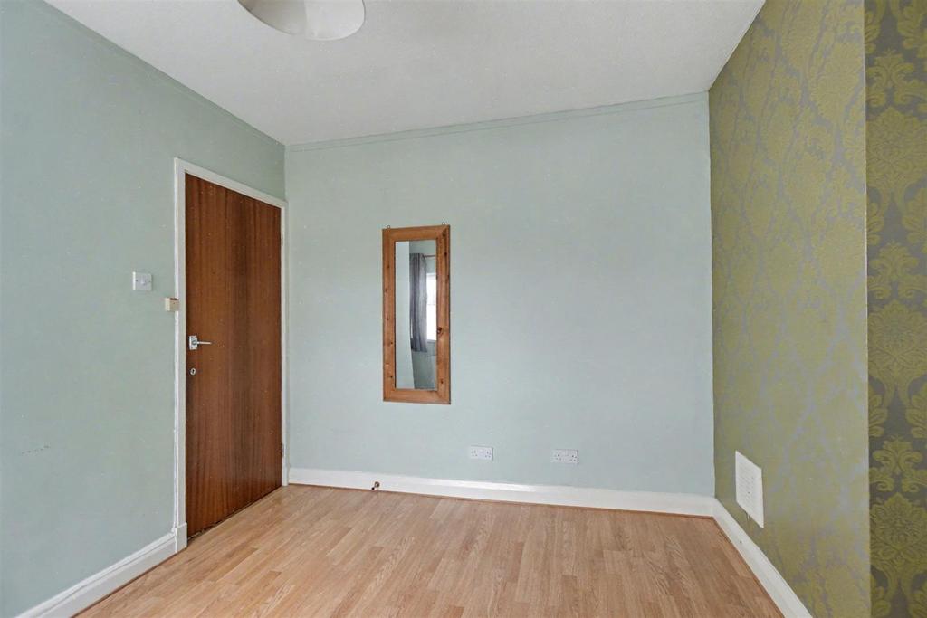 Bedroom 2 2.jpeg