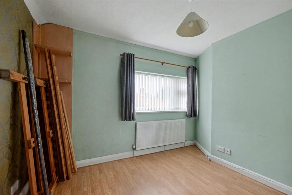 Bedroom 2 1.jpeg