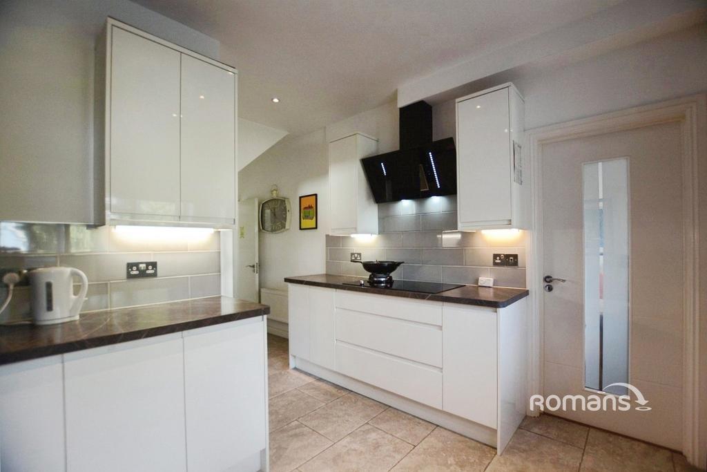House in Uxbridge - View 5