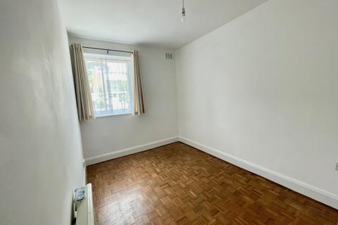 undefined, Runnymede Court, Egham, Surrey, TW20