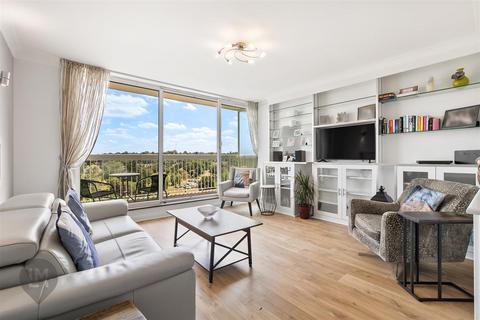 undefined, Wimbledon Park Road, London