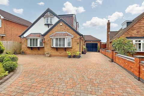 4 bedroom detached bungalow for sale