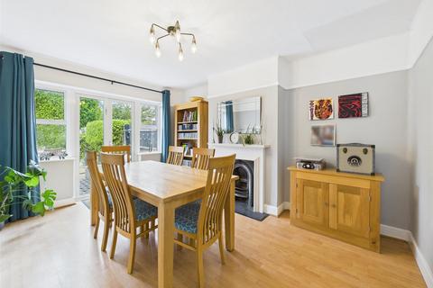 4 bedroom semi-detached house for sale, Tring Road, Aylesbury HP20