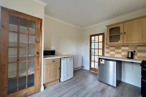 3 bedroom semi-detached house for sale, Eastern Avenue South, Northampton NN2