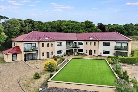 undefined, Barclay Court Gardens, Cromer, NR27