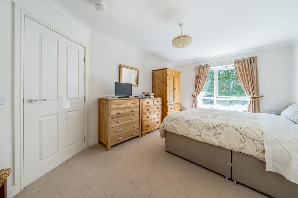 1320133-18-686d49...