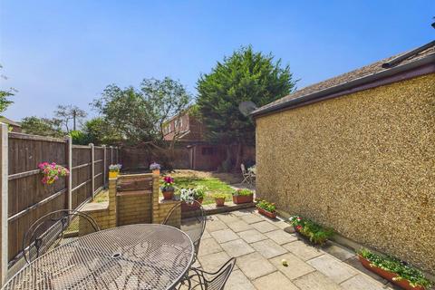 4 bedroom semi-detached house for sale, Second Avenue, Walton-On-Thames