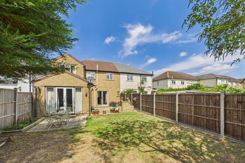 4 bedroom semi-detached house for sale, Second Avenue, Walton-On-Thames