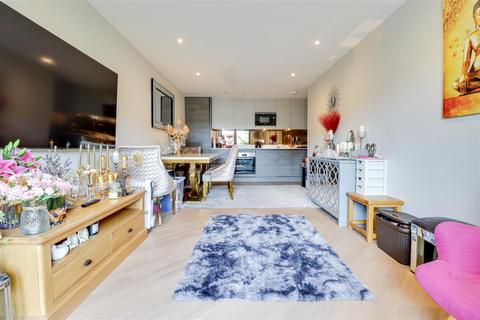 undefined, Leigh Road, Leigh-On-Sea SS9