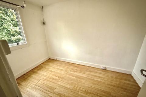 undefined, Greenlaw, Wellingborough