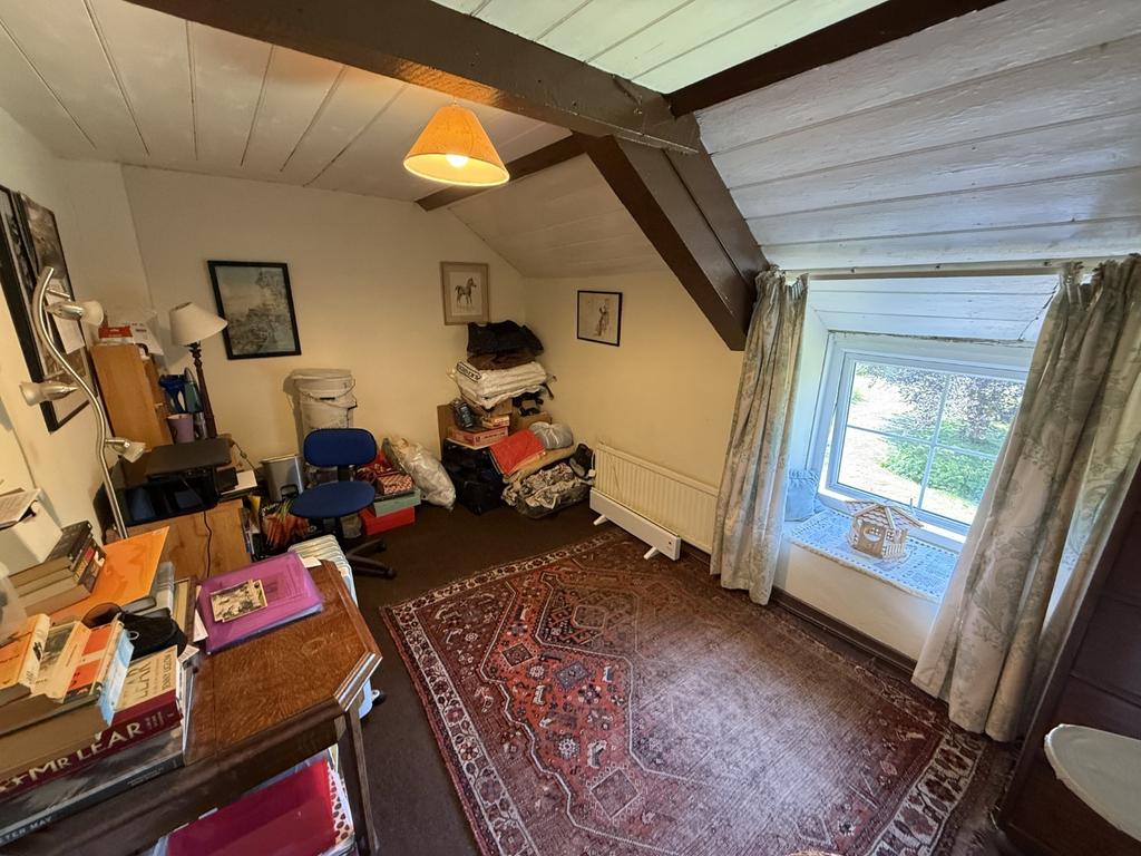 Front Double Bedroom 1