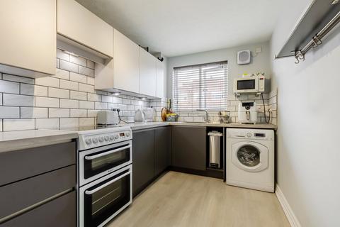 undefined, Park View Road, Welling, DA16