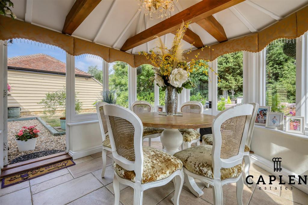 Img 4194 1 copy 2.jpg