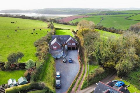 undefined, Llanybri, Carmarthen SA33