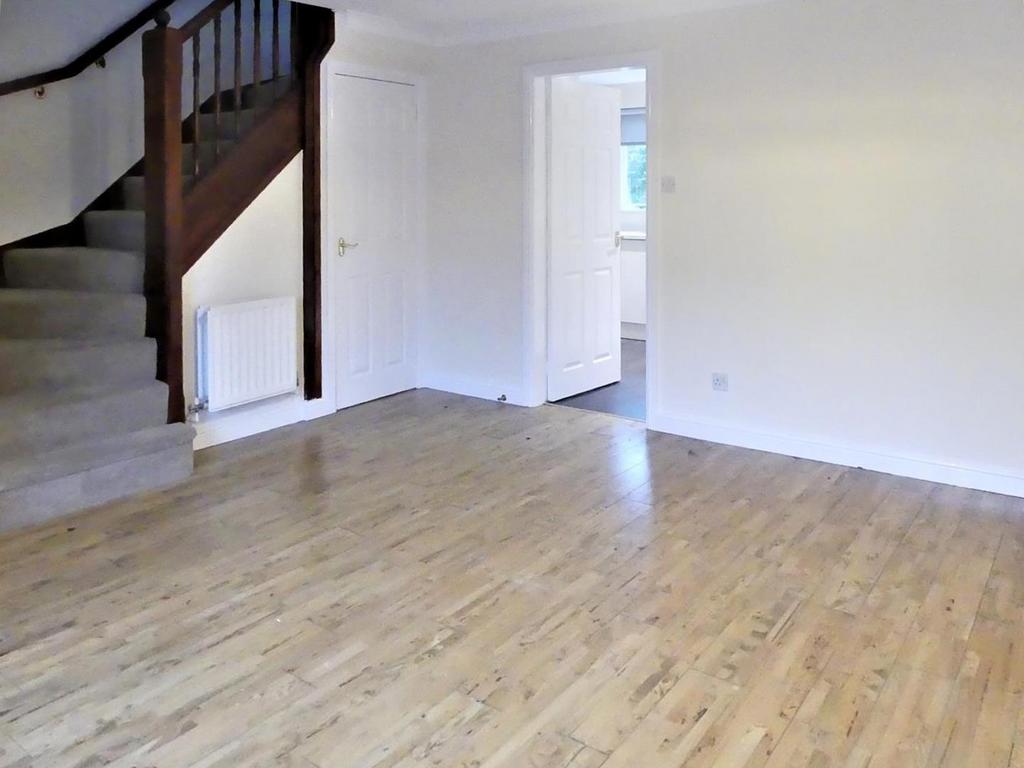 Living Room 2.jpg