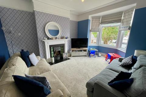 4 bedroom terraced house for sale, South Terrace, Darlington