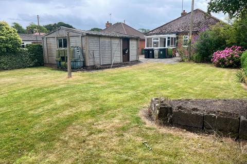 3 bedroom detached bungalow for sale, Vicarage Lane, Skegness PE24