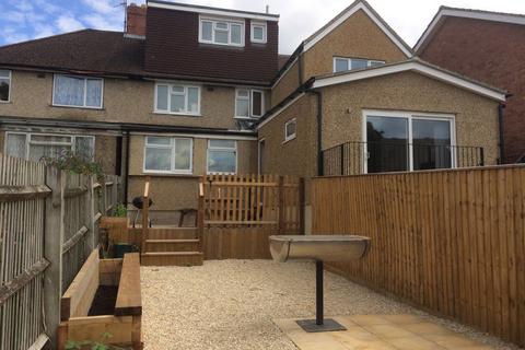 undefined, Hadow Road