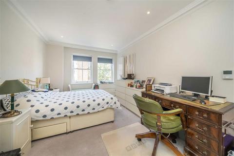 2 bedroom flat for sale, Lower Teddington Road, Kingston Upon Thames KT1