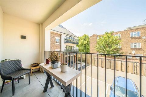2 bedroom flat for sale, Lower Teddington Road, Kingston Upon Thames KT1