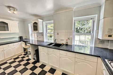 4 bedroom terraced house for sale, Bournemouth