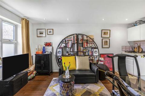 1 bedroom flat for sale, Cadet Drive, London SE1