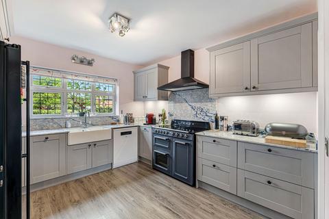 5 bedroom detached house for sale, Stone Cross Drive, Widnes WA8