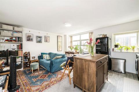 2 bedroom flat for sale, Arlington Road, London NW1