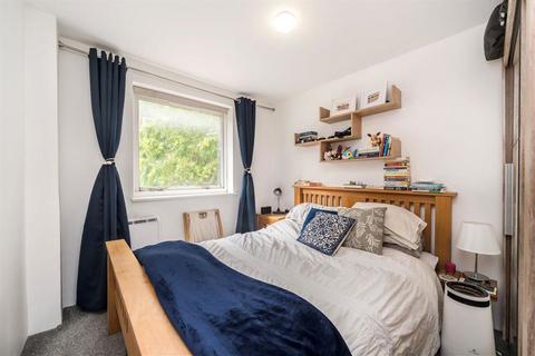 2 bedroom flat for sale, Arlington Road, London NW1
