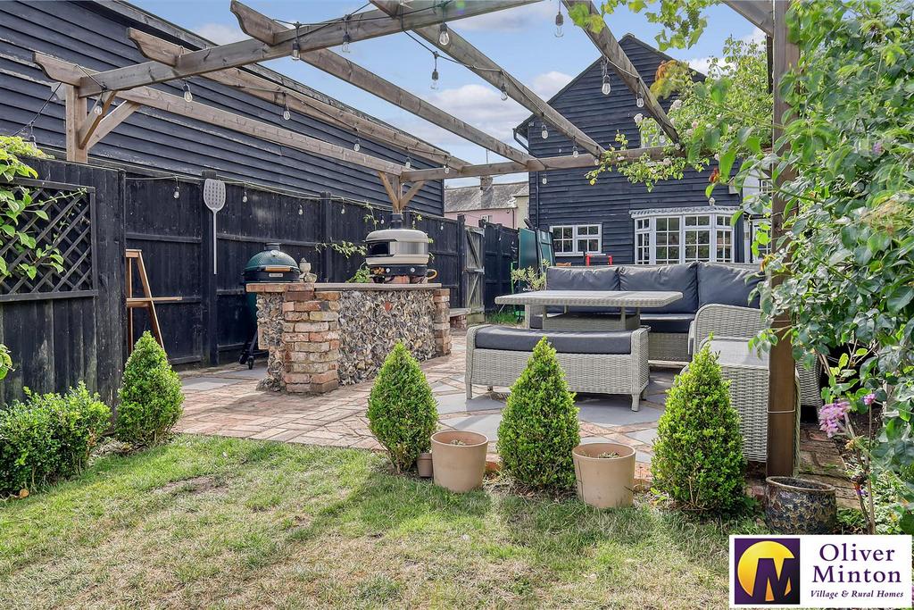 Delightful Rear Garden