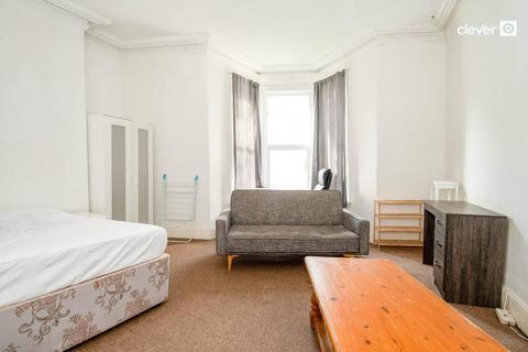 undefined, Lisson Grove, Plymouth PL4