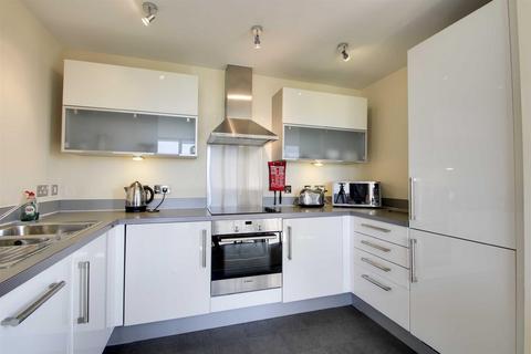 1 bedroom apartment to rent, Sapphire House, Central Milton Keynes