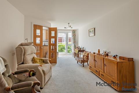 1 bedroom apartment for sale, Park House, Old Park Road, Hitchin