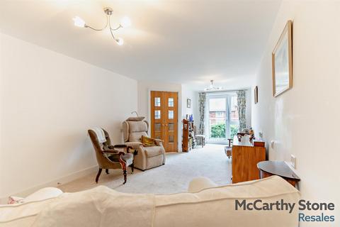 1 bedroom apartment for sale, Park House, Old Park Road, Hitchin