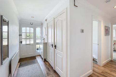 3 bedroom detached bungalow for sale, Frythe Close, Kenilworth