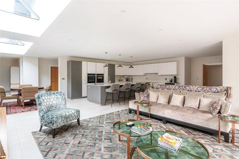 undefined, Sunningdale, Berkshire, SL5