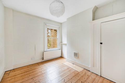 15 Grosvenor Road, Brentford, TW8 0NW