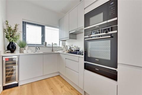 2 bedroom penthouse for sale, Magna West, Lavender Park, West Byfleet, KT14