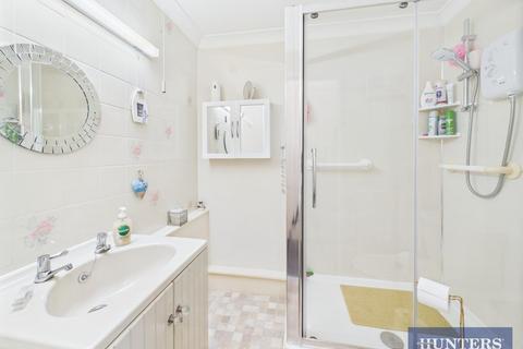 1 bedroom flat for sale, Chapel Court, West Avenue, Filey