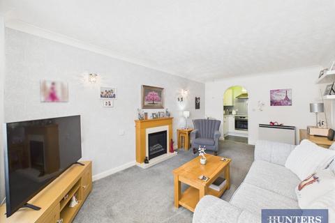 1 bedroom flat for sale, Chapel Court, West Avenue, Filey