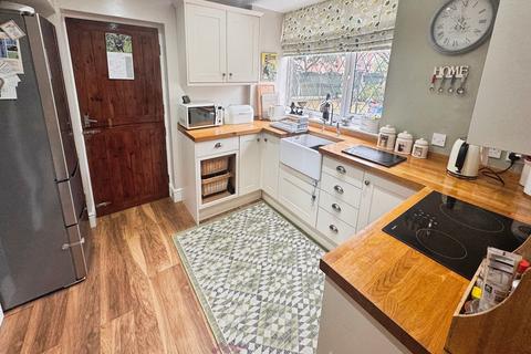 1 Redland Crescent, Thorne, Doncaster, DN8 5JP