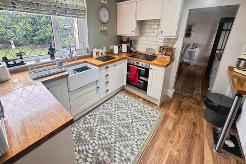 1 Redland Crescent, Thorne, Doncaster, DN8 5JP