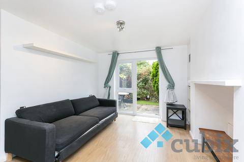 1 bedroom ground floor flat to rent, Kender Street, London SE14
