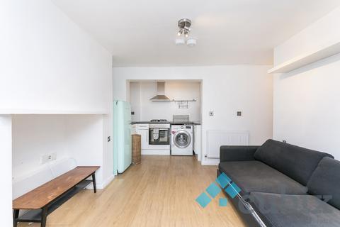 1 bedroom ground floor flat to rent, Kender Street, London SE14