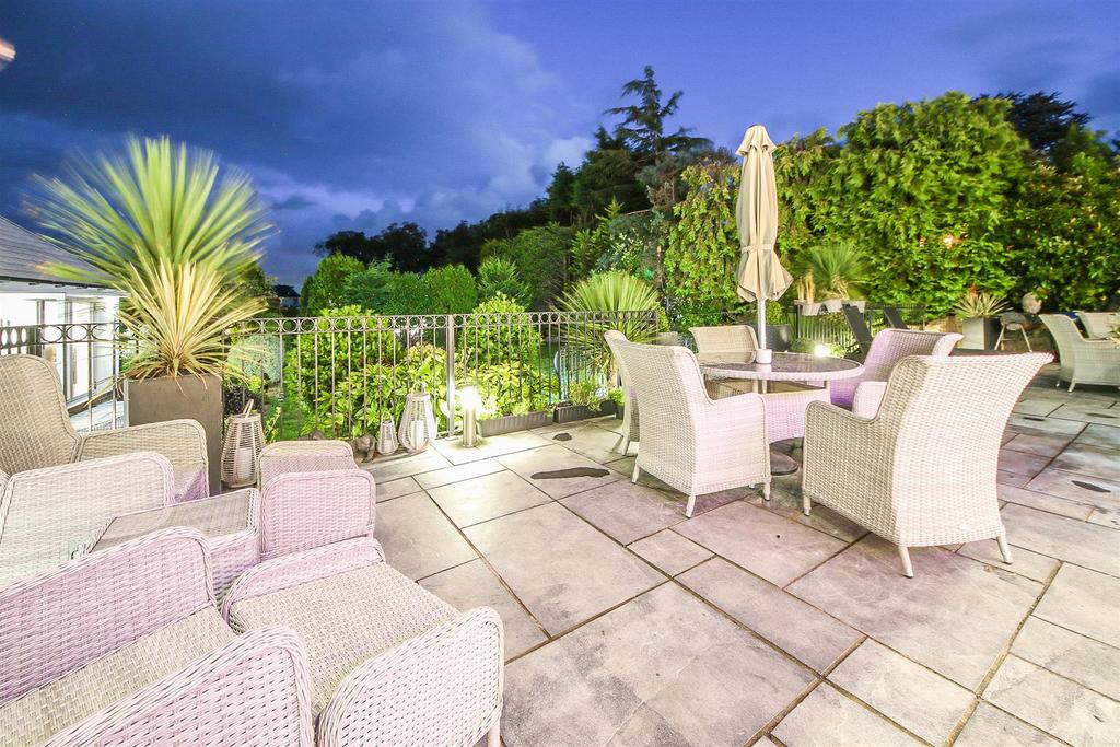 Rear Courtyard
