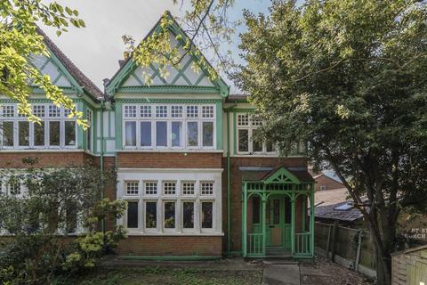St. Stephens Road, London W13
