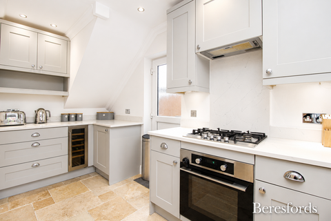 3 bedroom end of terrace house to rent, Lambourne Drive, Hutton, CM13
